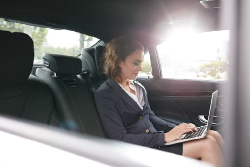 chauffeur business depuis le bourget vtc photo 11