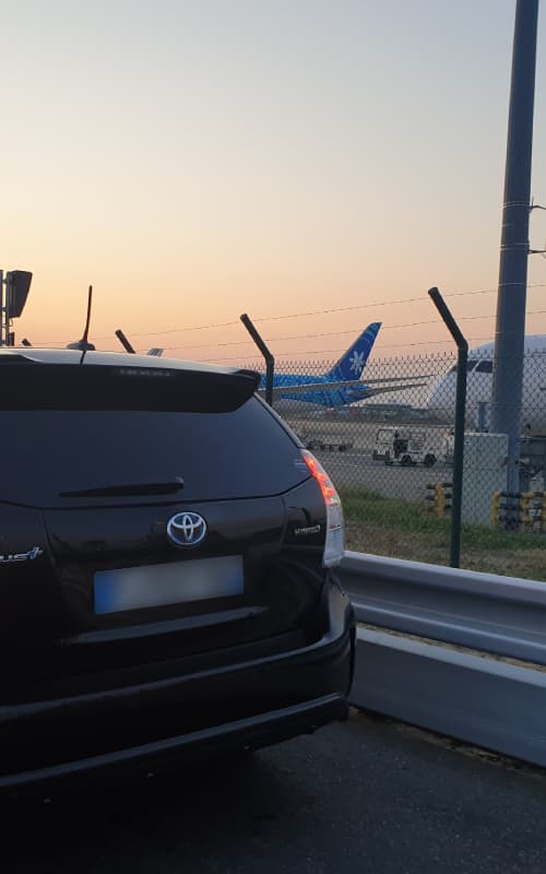 Location voiture aeroport Charles de Gaulle Roissy avec chauffeur VTC